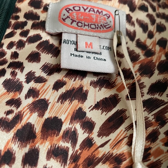 Emerald Green Velvet Jumper with Pockets - Picture 4 of 4